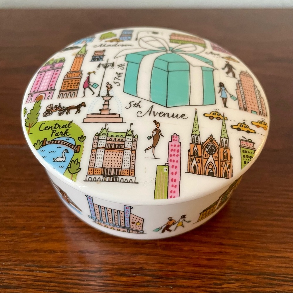 Tiffany & Co. 5th Avenue New York City Themed Trinket Box